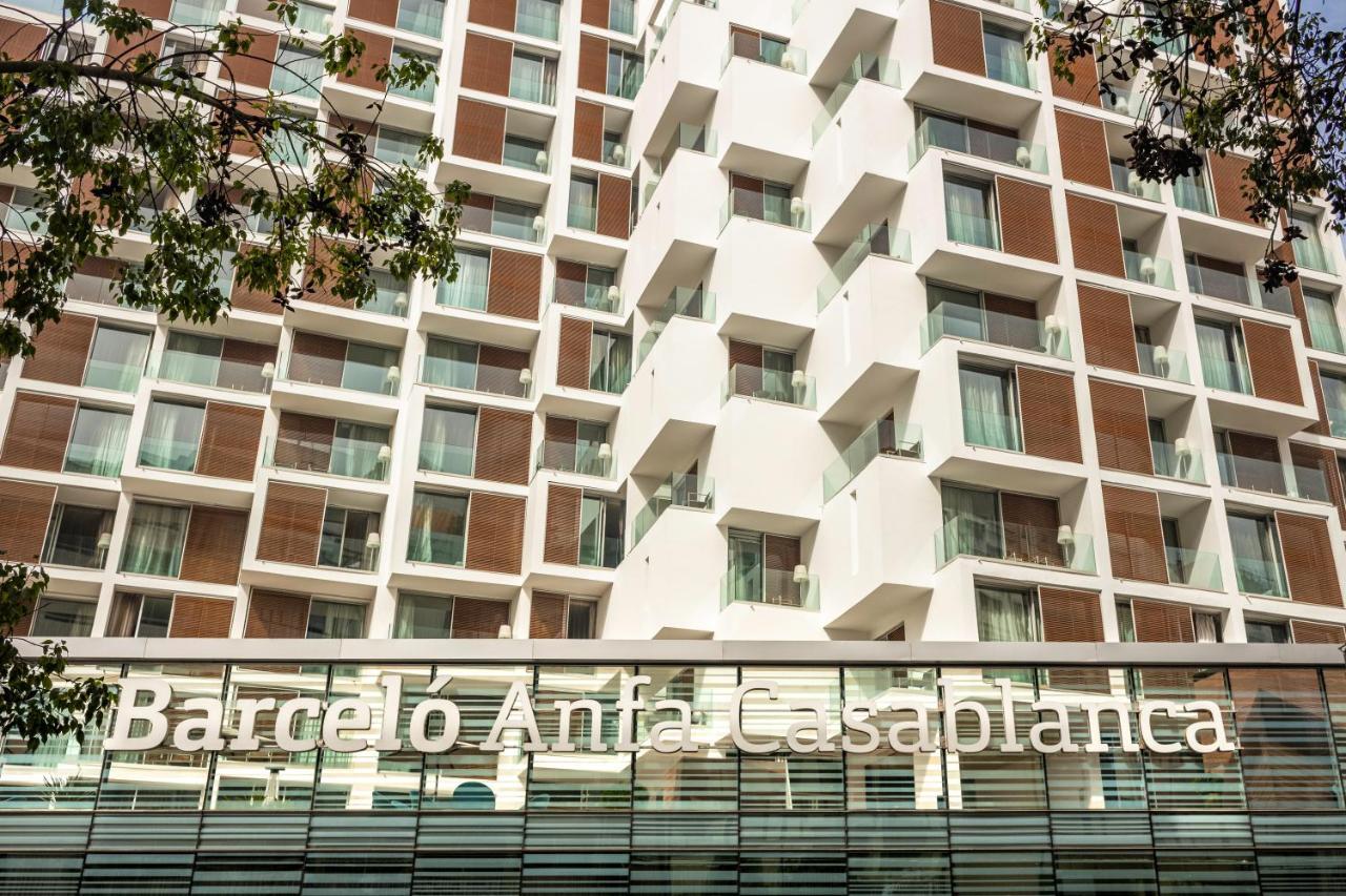 巴塞罗安法酒店 卡萨布兰卡 外观 照片 The hotel's facade